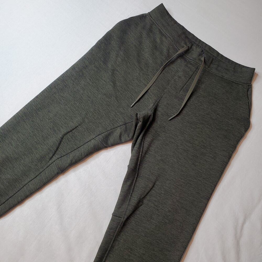 Lululemon Men's Size L Welterweight Jogger 28" Heathered Dark Olive / Black